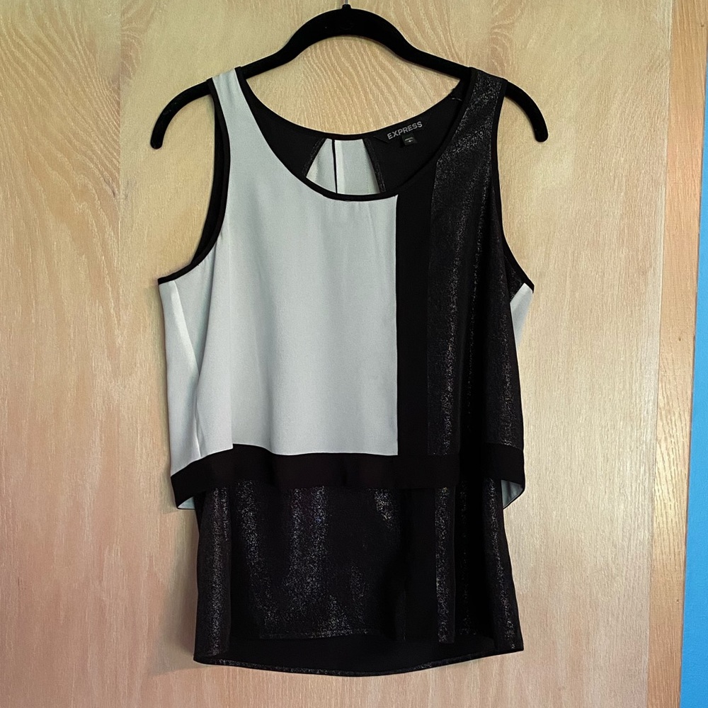 Express White, Black, and Gray Speckled Blouse